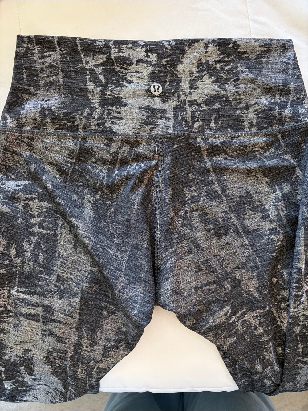 Lululemon High-Rise Black silvery Patterned leggings